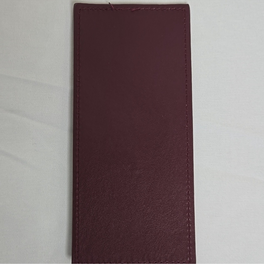 Badgley Mischka Wine Card Holder with Gold Detail - Picture 2 of 2